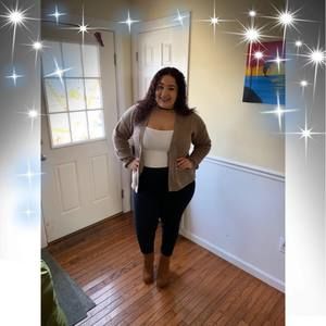 Meet your Posher, Ariel